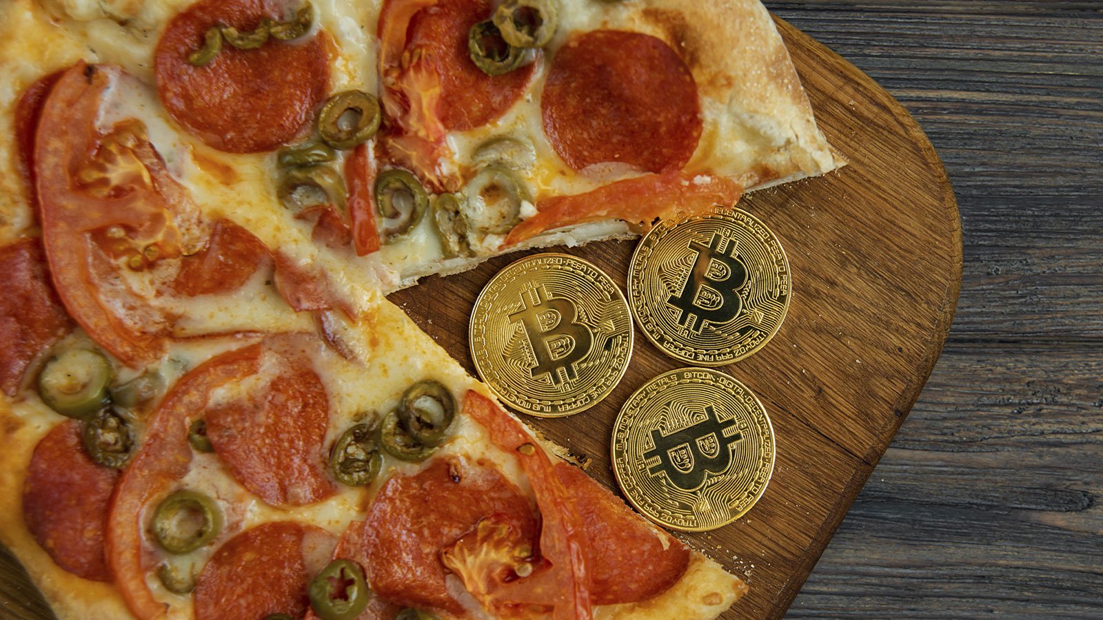 Celebrating Bitcoin Pizza Day: the Time a Bitcoin User Bought 2 Pizzas for 10, BTC