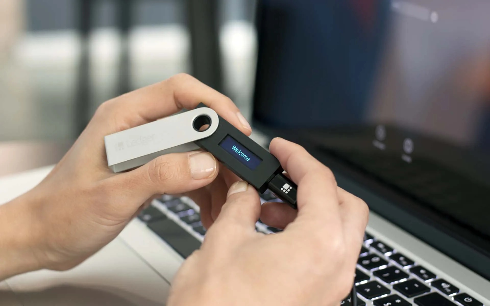 How To Setup And Use Your Ledger Nano S With Ledger Live – The Crypto Merchant