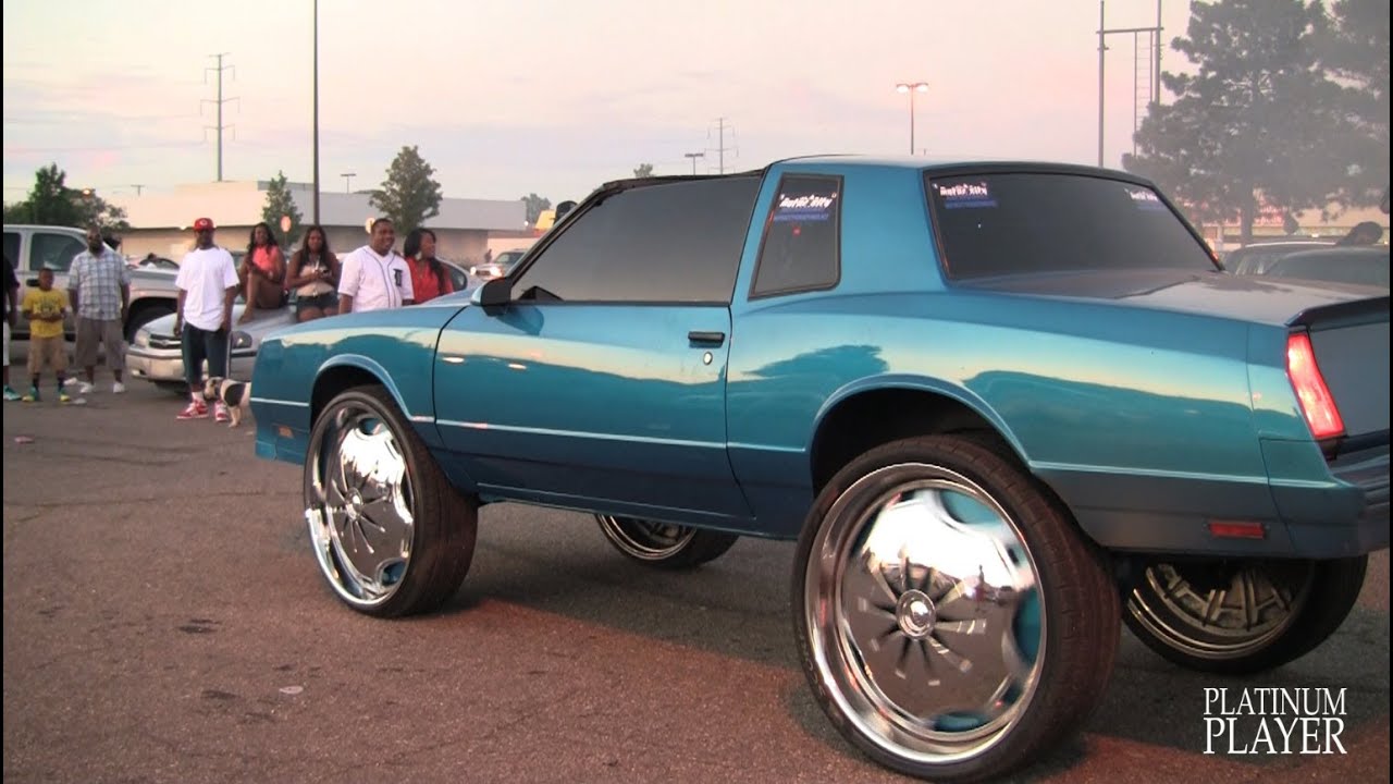 This Dodge Challenger Ripping Donuts Next To A VW TDI Graveyard Has To Mean Something