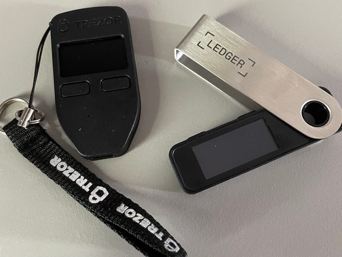 Ledger Nano S Plus vs. Trezor Model One - Compare wallets - cryptolove.fun