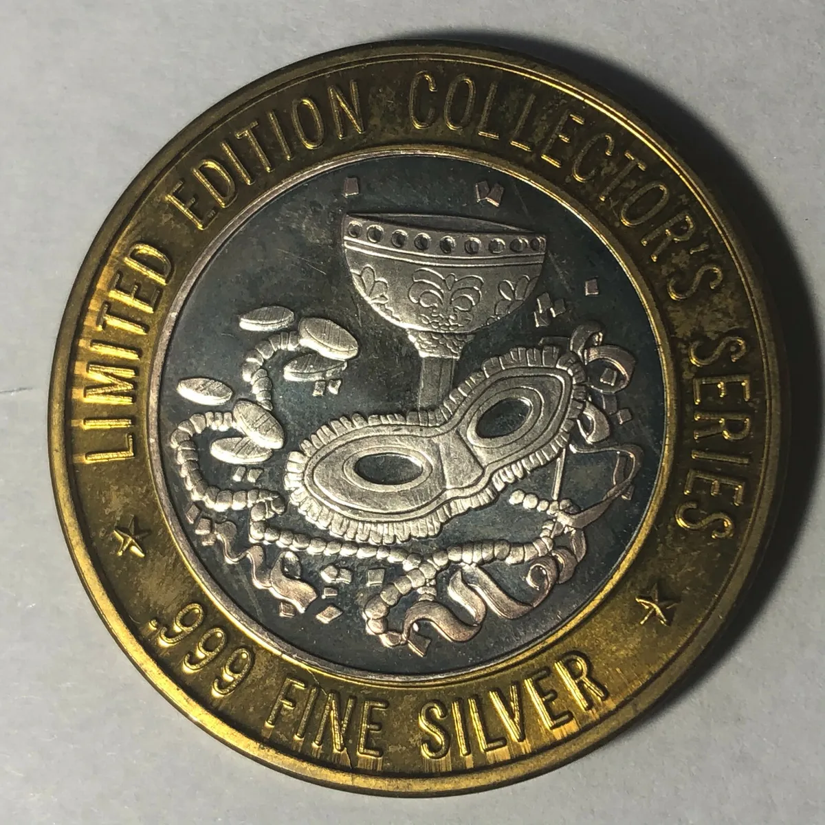 Grand Casino Collector Coin (Wolf Pups) - United States – Numista