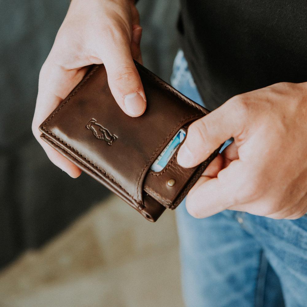 cryptolove.fun: Saddleback Leather Wallet