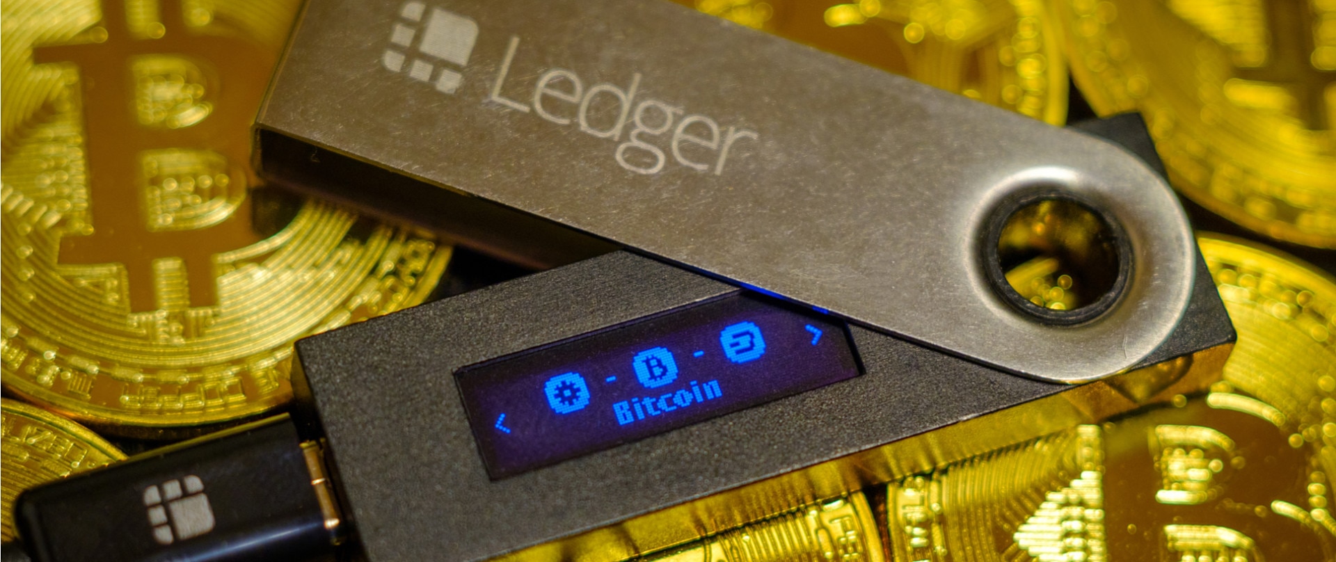 Hardware Wallet & Crypto Wallet - Security for Crypto | Ledger