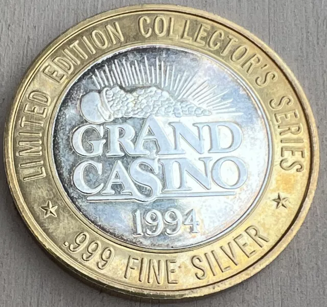 MGM Grand Casino Las Vegas Nevada $ No Cash Value 43mm Chip 