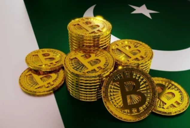 Bitcoin drops to new two-month low as world markets sell off - Profit by Pakistan Today