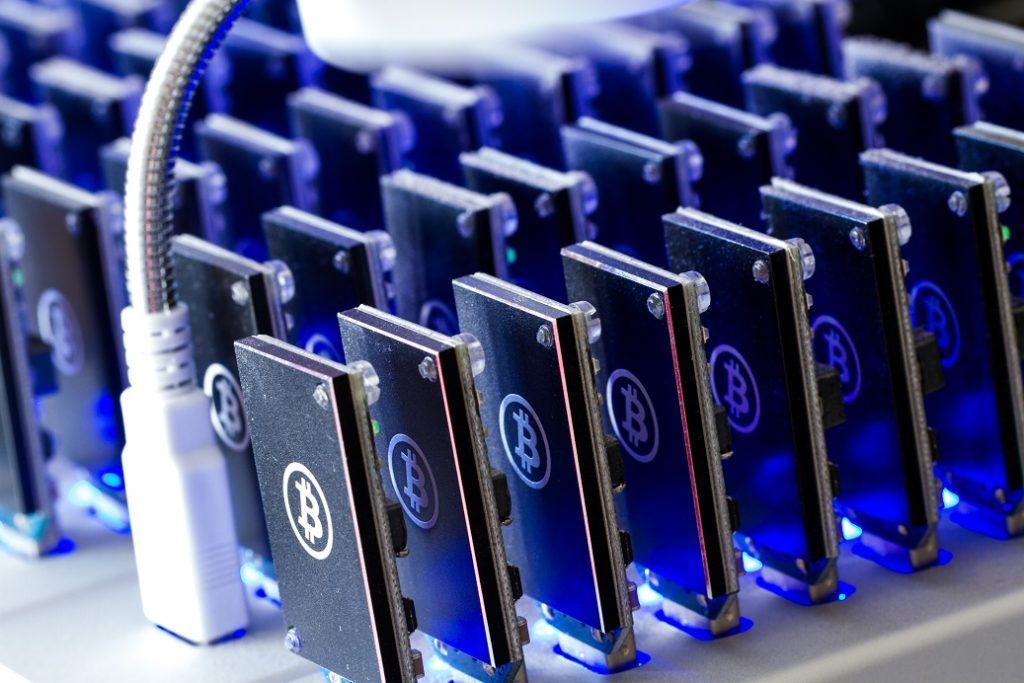 The Rise of Specialized Mining Equipment on Bitcoin - CoinDesk