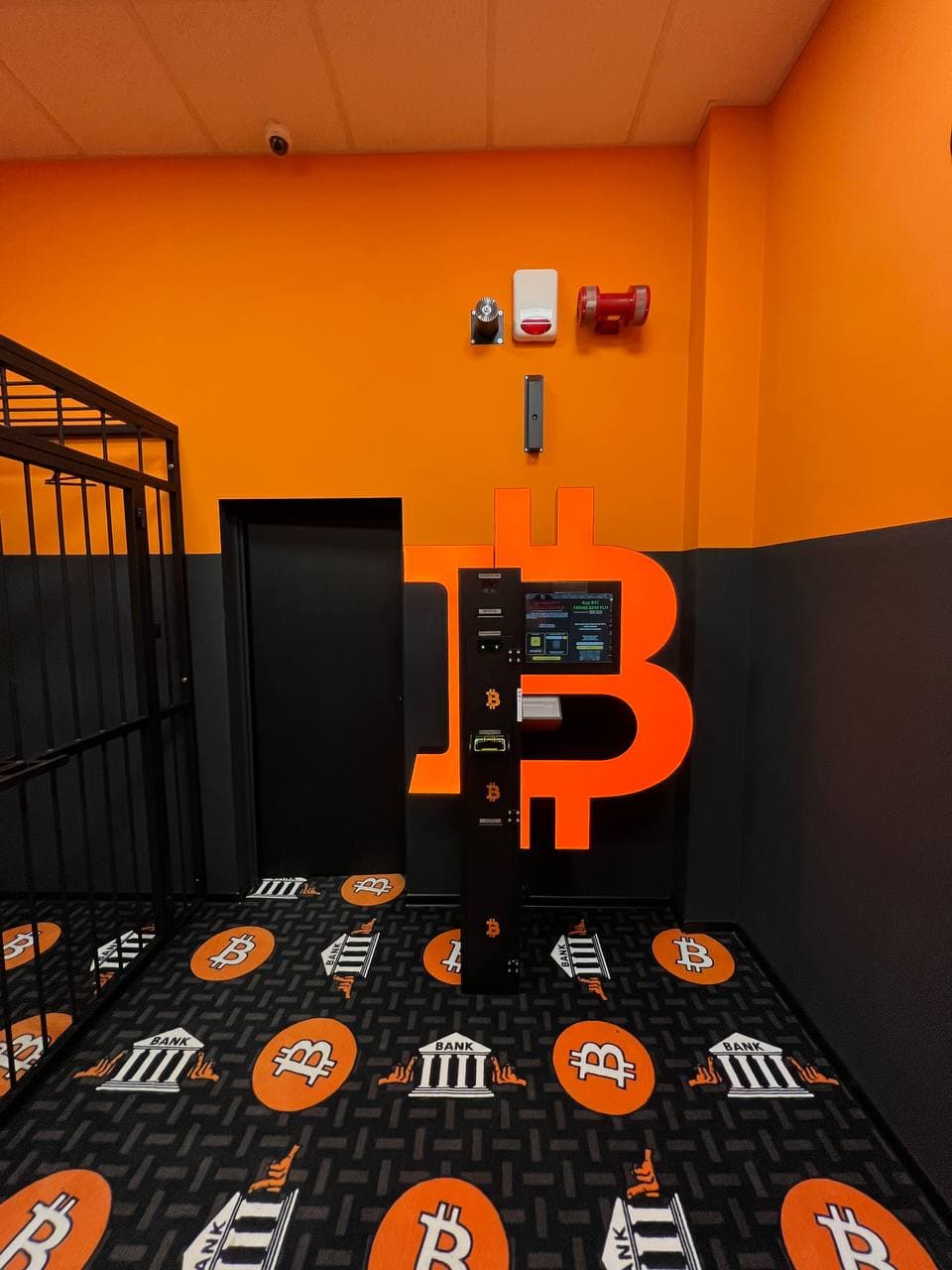 Bitcoin ATMs Near You | Find Coinsource Bitcoin ATM Locations