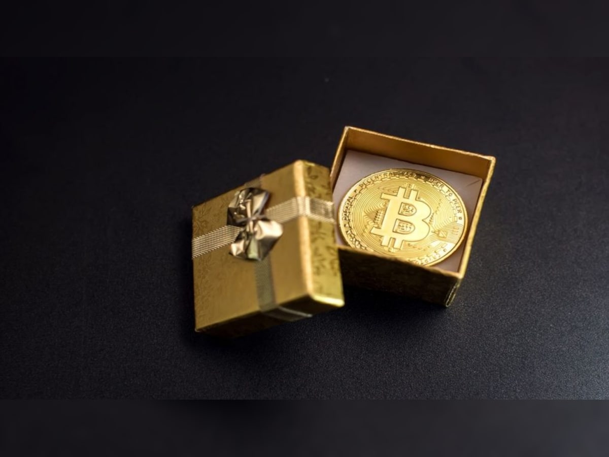 How to Give Cryptocurrency as a Gift - NerdWallet