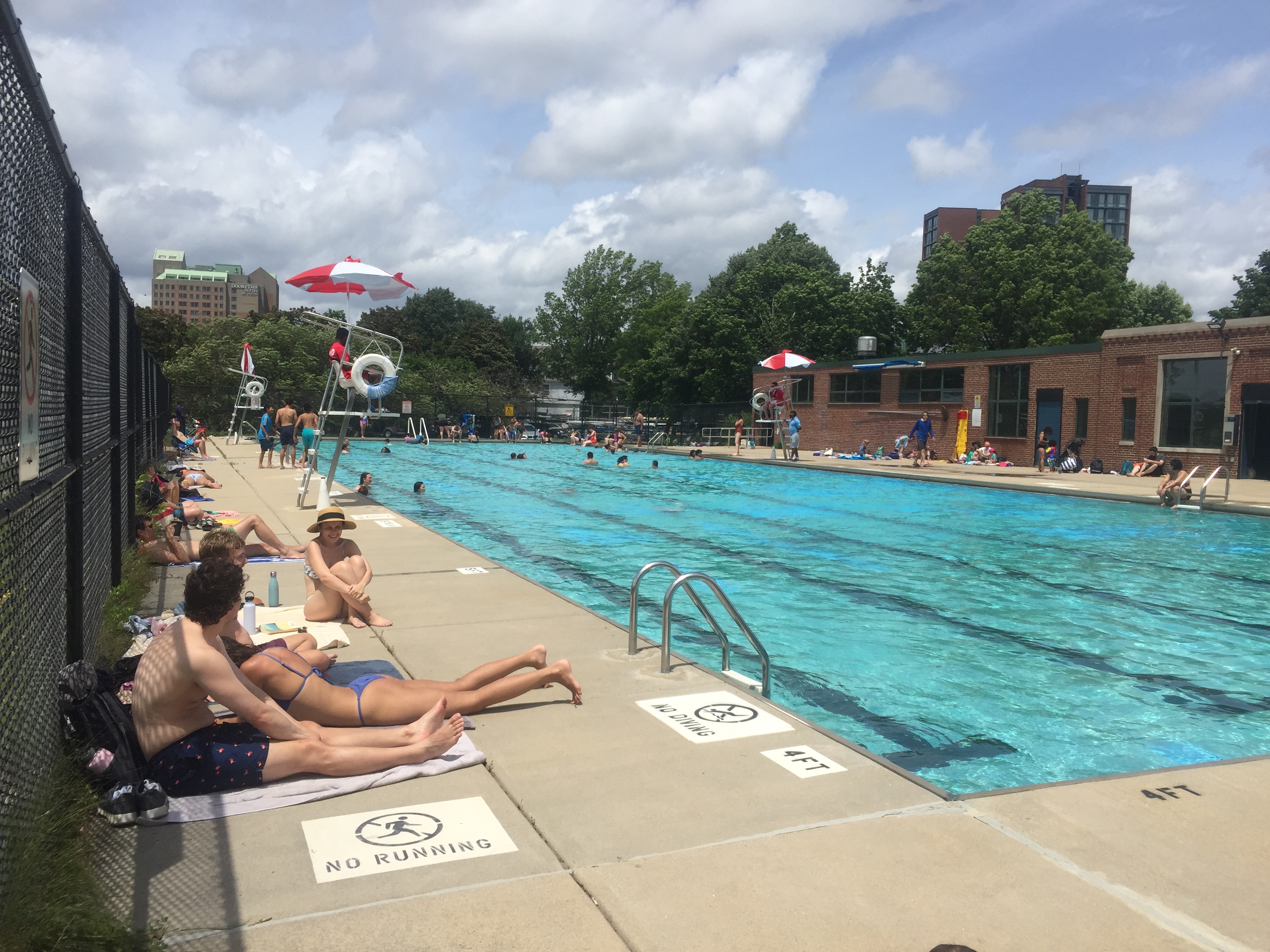 2 Massachusetts DCR pools closed after possible COVID exposure