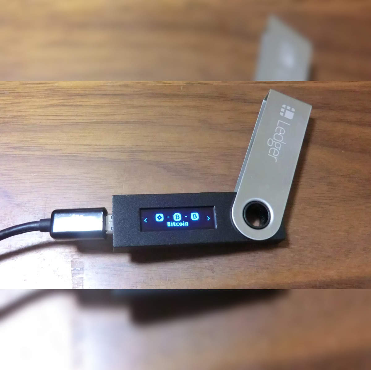 Ledger Nano S Review (): Do I need to upgrade?