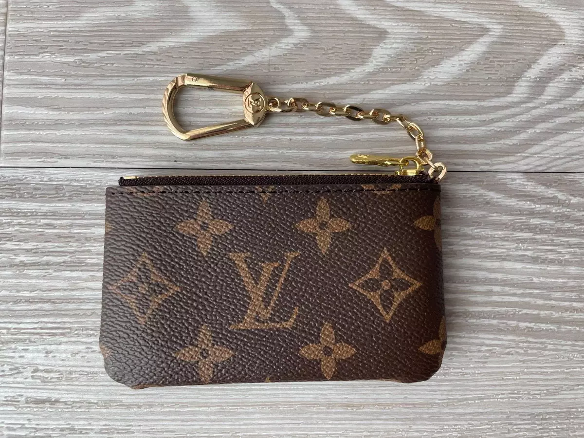 Louis Vuitton Transformed Damier Canvas Time Trunk Zippy Wallet - Yoogi's Closet