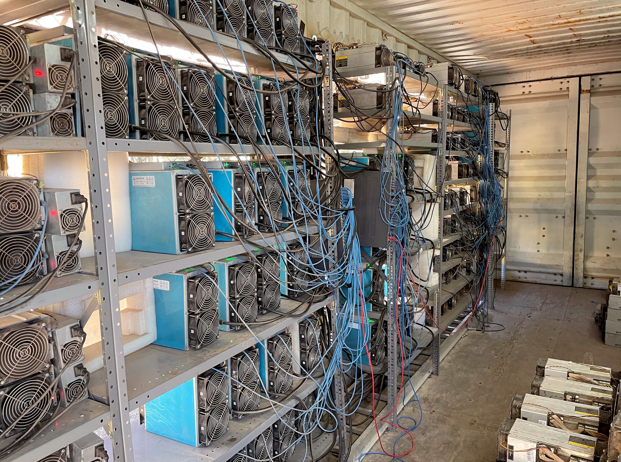 Coin Mining Central - UK Cryptocurrency Mining Hardware Supplier