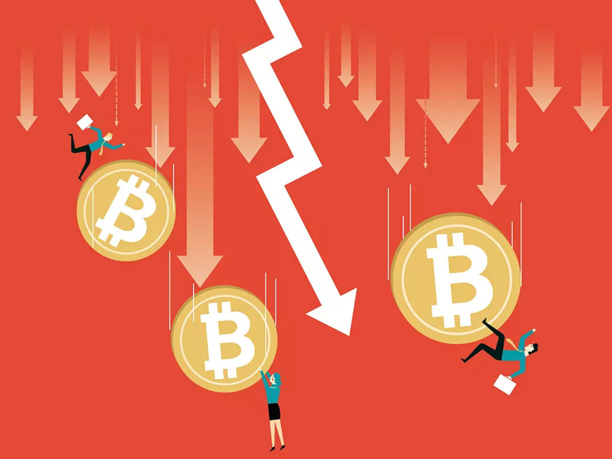 Arthur Hayes Sees 30% BTC Price Crash After Bitcoin ETF Saga