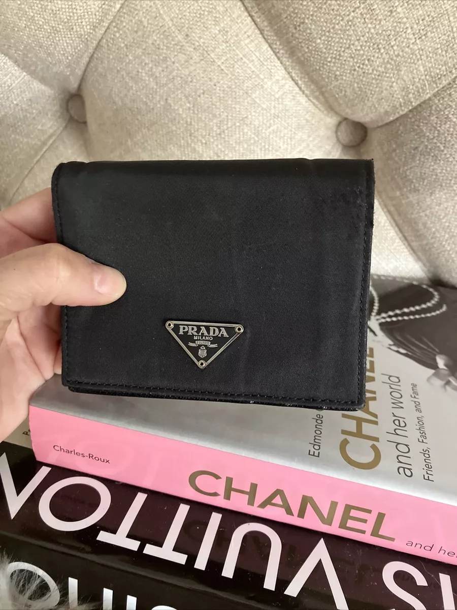 AUTH Prada Tessuto Nylon wallet on chain in black – The Luxury Loop