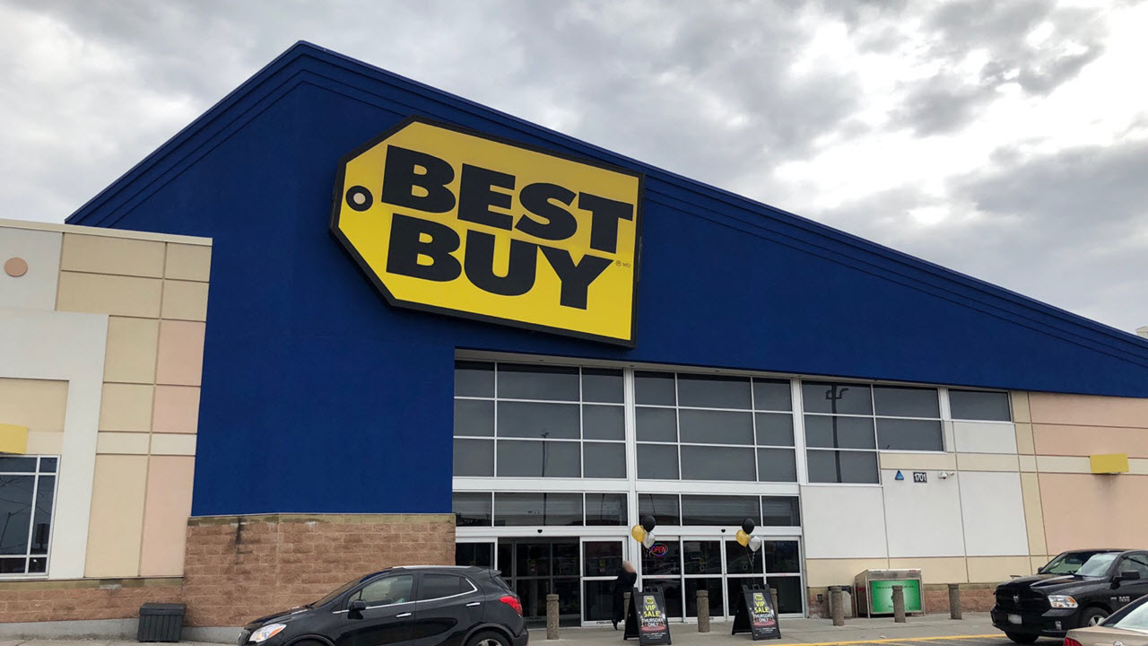 Best Buy Canada laying off workers as in-store sales slow - Samfiru Tumarkin LLP