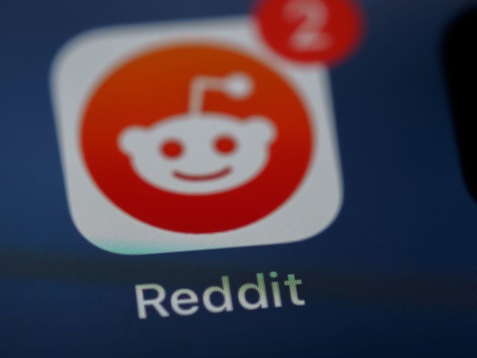 Reddit Is Making a Deal With the AI Devil