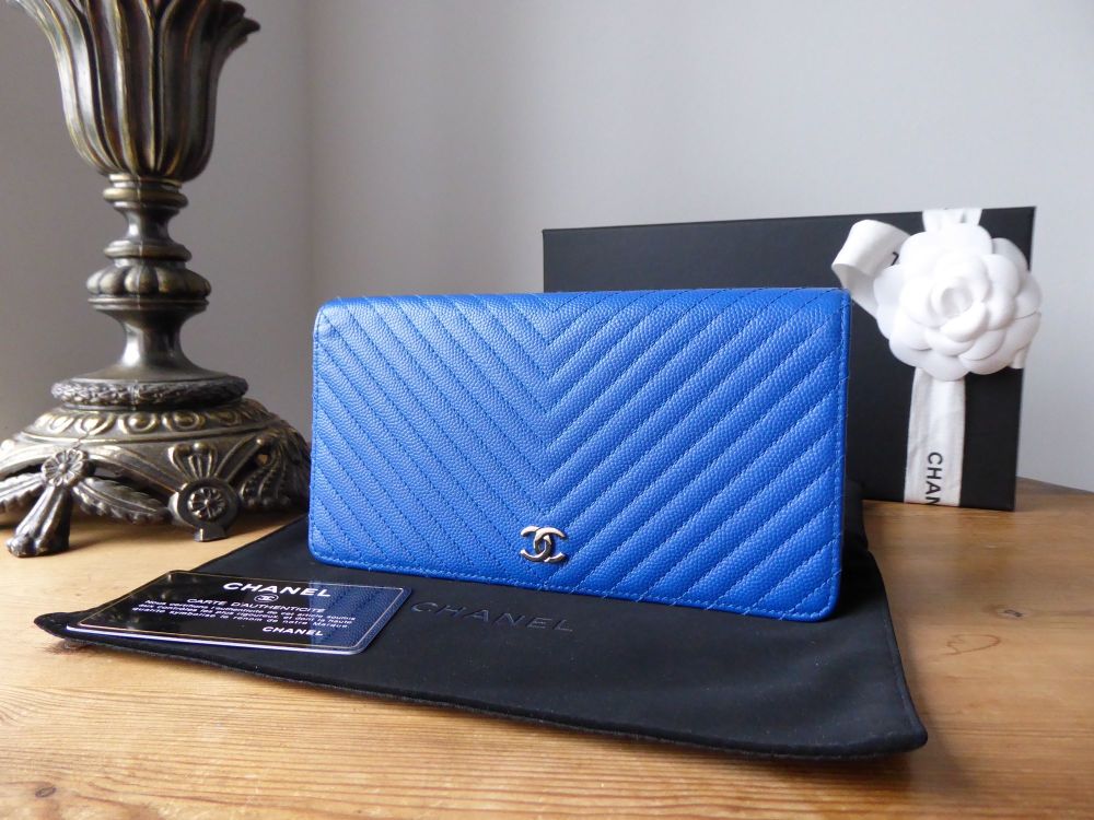 Chanel Wallet on Chain in Blue, Leather | Handbag Clinic