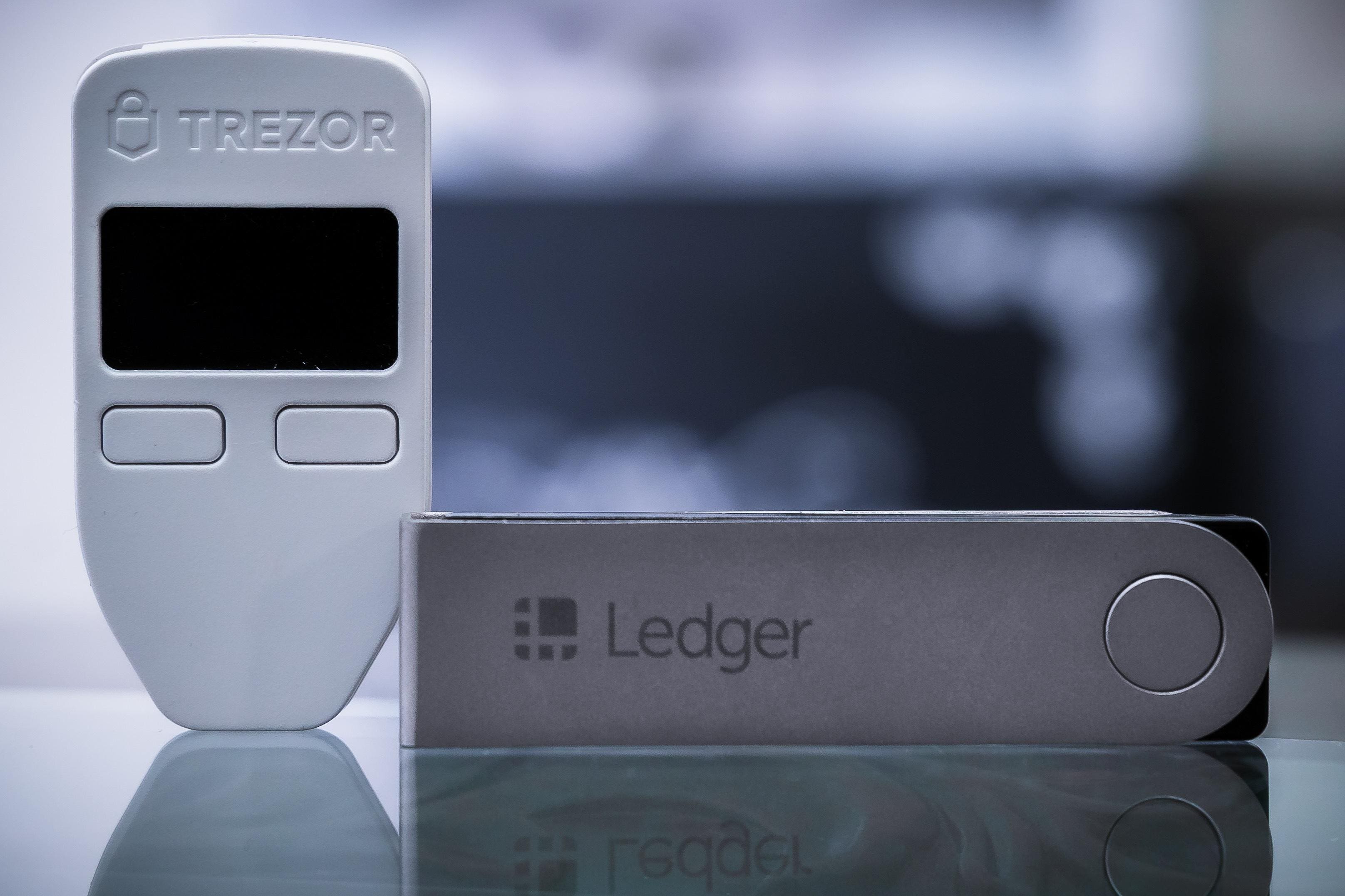 Top Crypto Hardware Wallets - NerdWallet