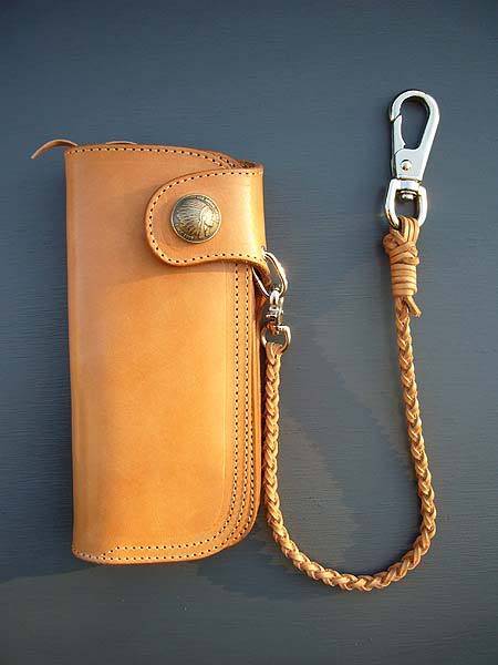 Simple, easy to use, functional Japanese leather wallet | REDMOON U.S.A.