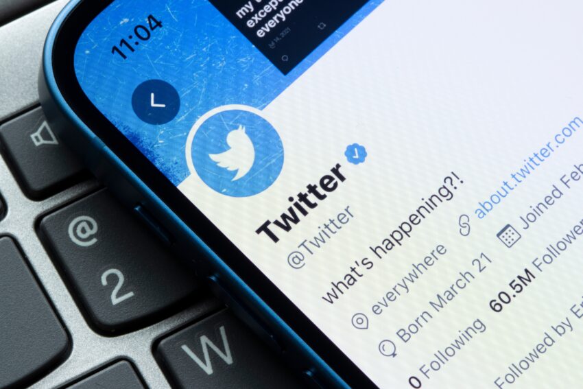 Is the Twitter Mass Exodus Threat Impacting Scientific Exchange Online? - Acceleration Point