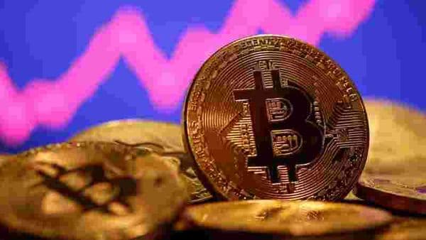 El Salvador holds bitcoin, price jumps