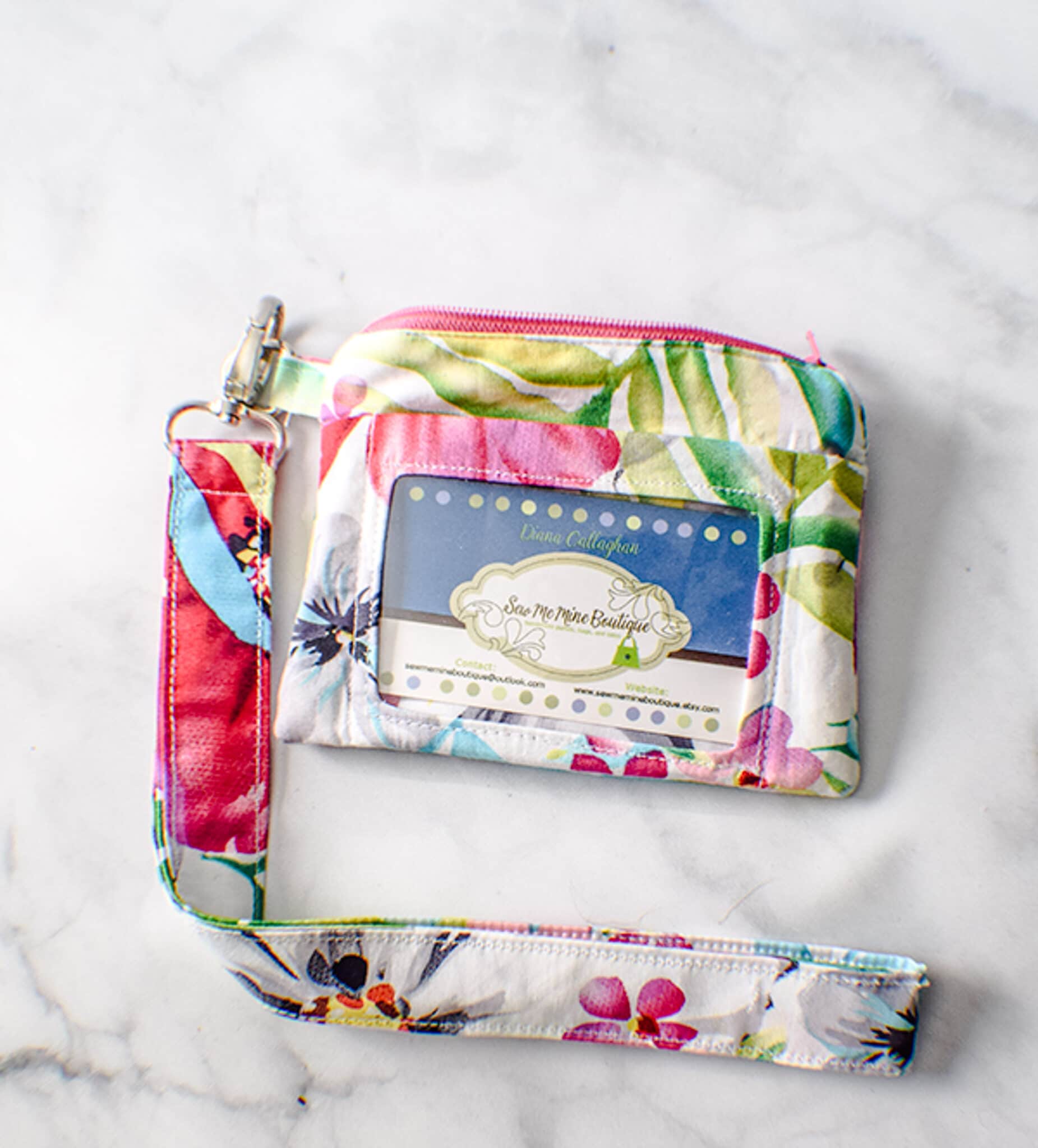 The Sandi ID Wallet Tutorial & Pattern ~ DIY Tutorial Ideas!