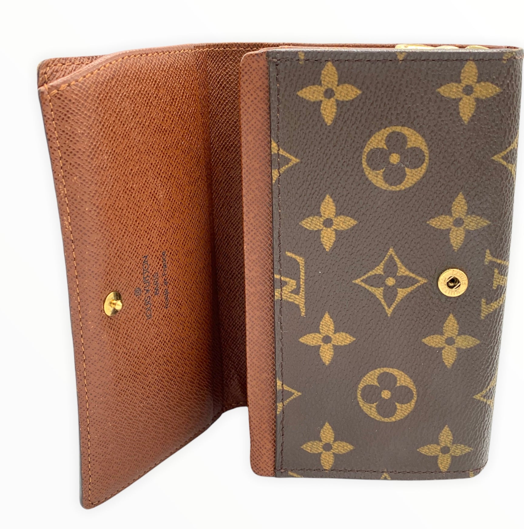 How to Identify a Real Louis Vuitton Wallet: 11 Tips