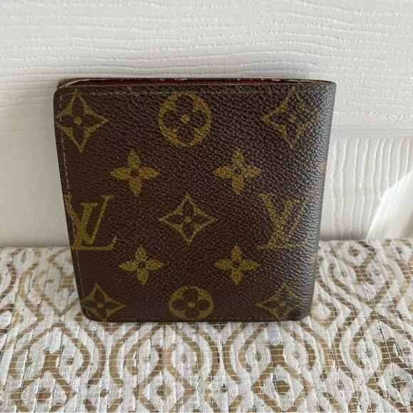 Vintage Louis Vuitton Wallets Online | WGACA