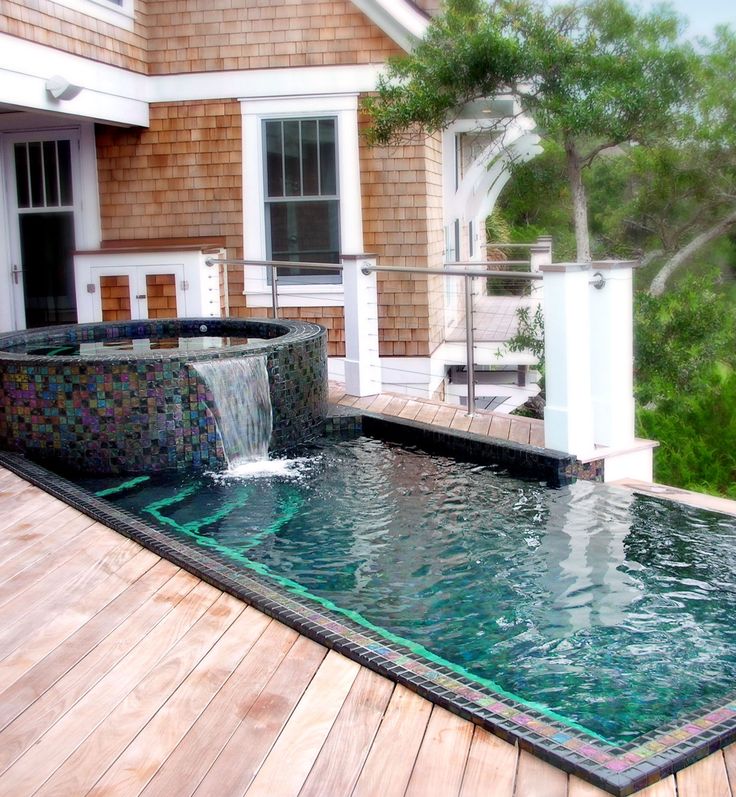 10 Things To Consider Before Installing A Swimming Pool